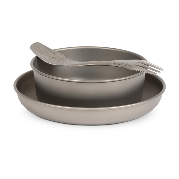 Grayl Ti Plate (170mm), Ti Bowl (138mm) and Spork on Top (170mm) / Side Nested View